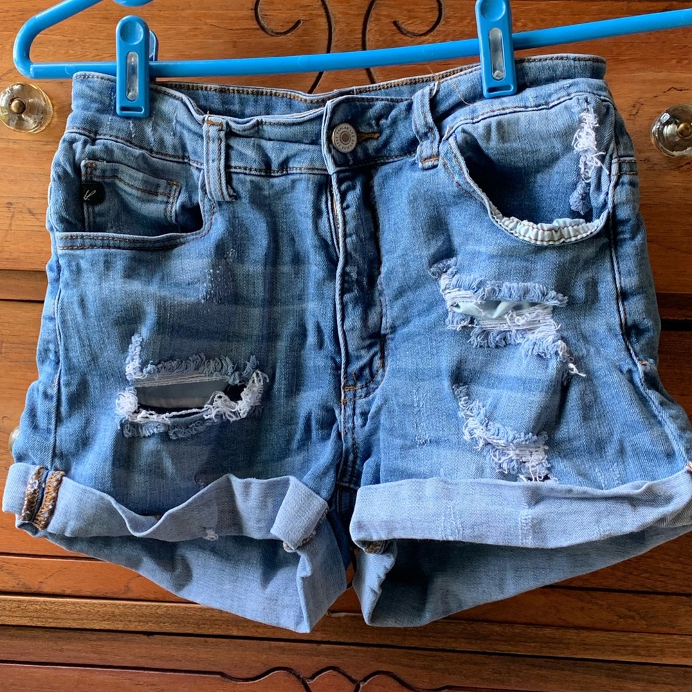 kan Can shorts